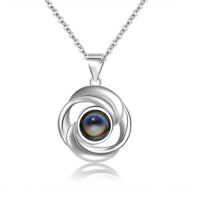 Amore Circle Necklace